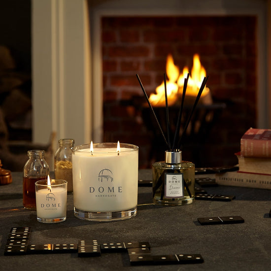Divine - Dark Amber & Sandalwood Mood Candle